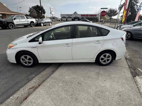 2012 Toyota Prius Two