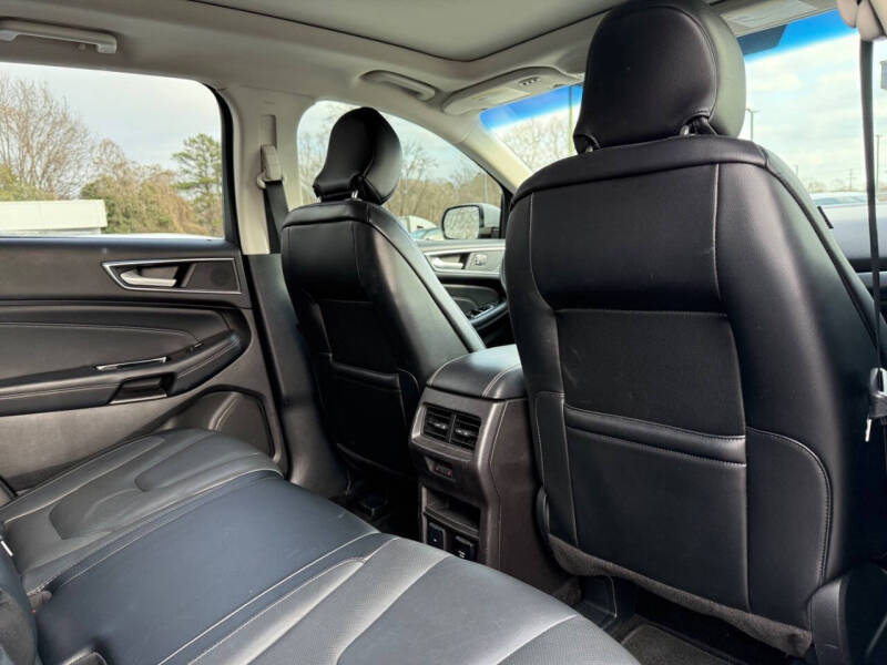 2017 Ford Edge Titanium