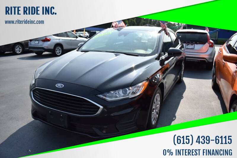 2020 Ford Fusion S's photo