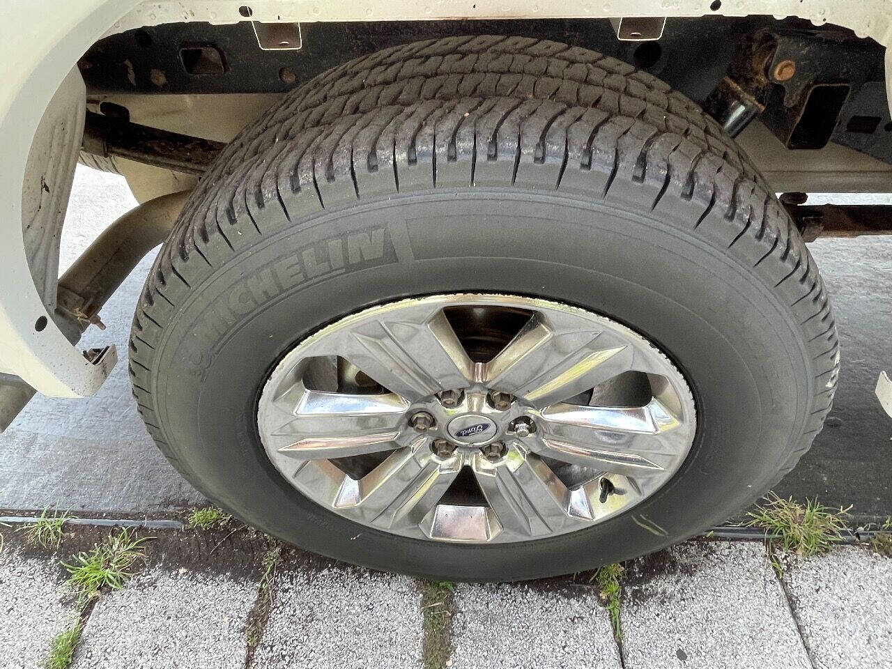 2018 FORD F-150 Pickup - $26,900