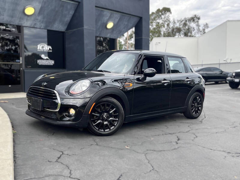 2017 MINI Hardtop 4 Door Cooper