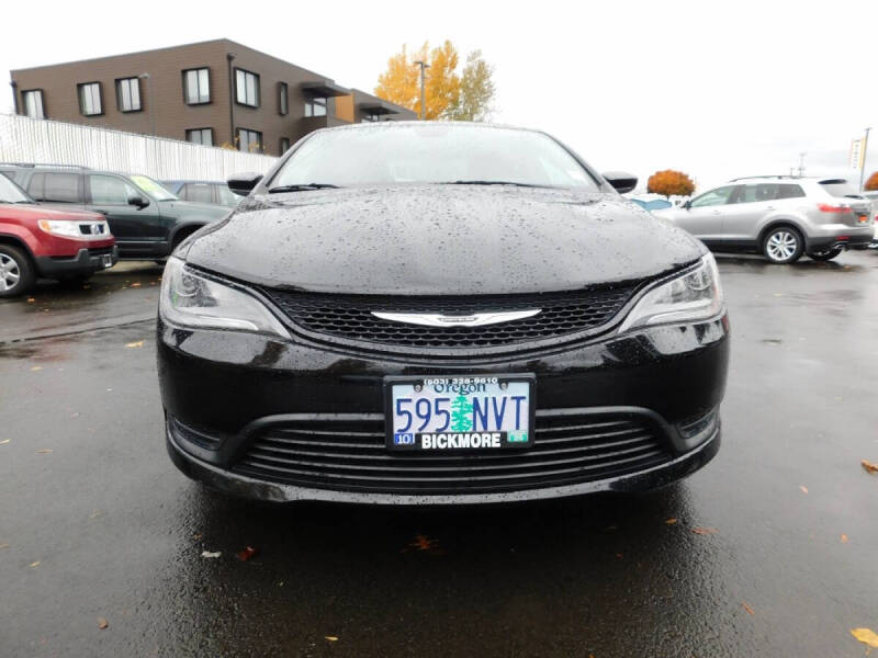 2017 Chrysler 200 Touring