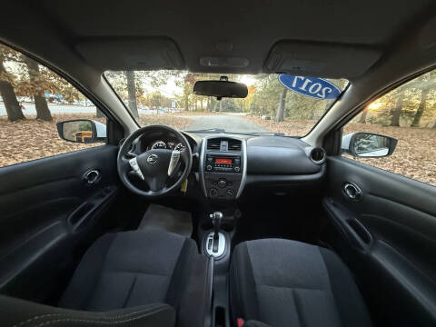 2017 Nissan Versa 1.6 SV