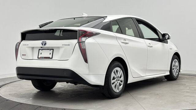 2017 Toyota Prius Two