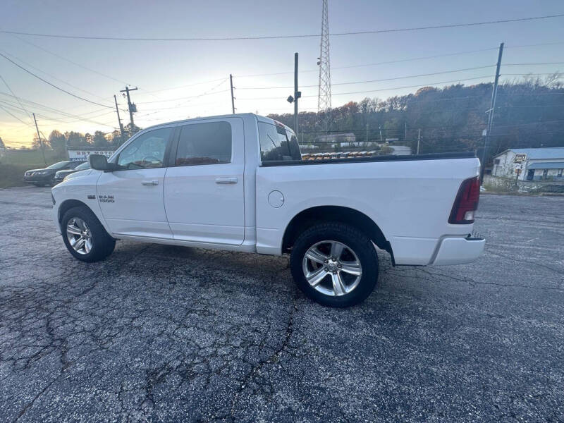 2015 RAM Ram 1500 Sport photo 24