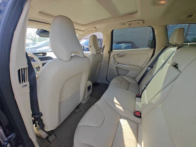 2011 Volvo XC60 T6