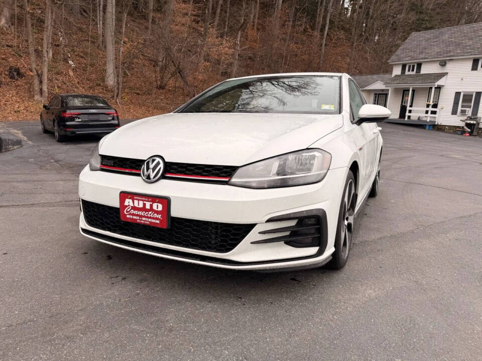 2018 Volkswagen Golf GTI S's photo