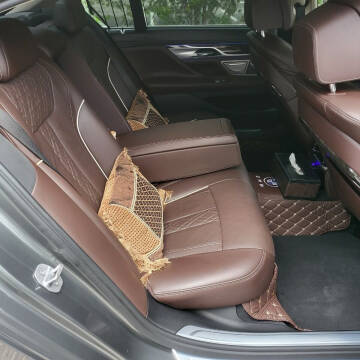 2017 BMW 7 Series 740i