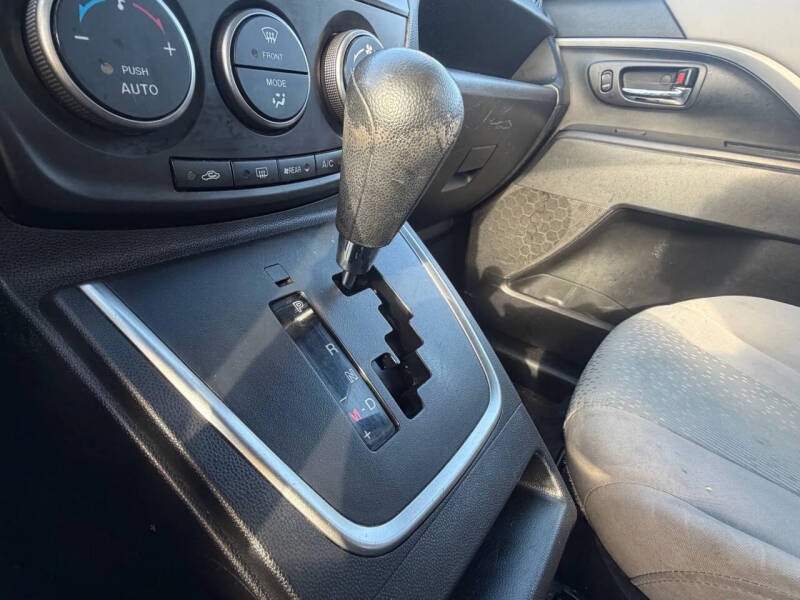 2012 Mazda MAZDA5 Sport