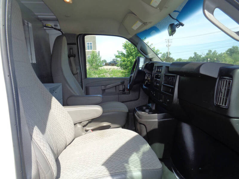 2017 Chevrolet Express 2500