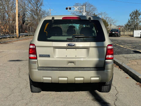 2011 Ford Escape XLS