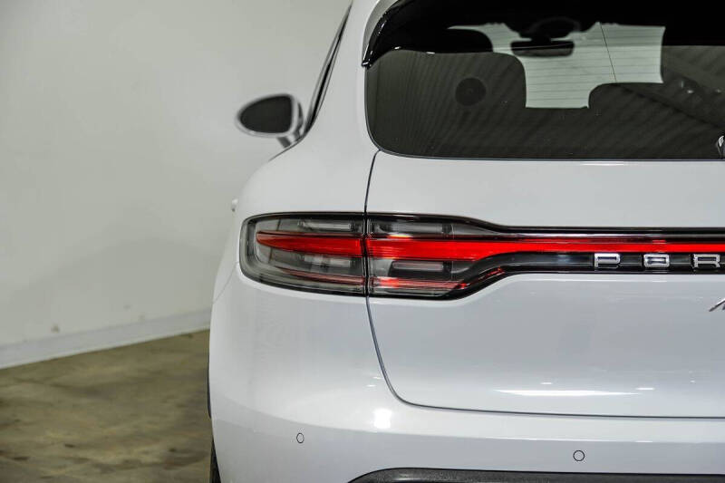 2024 Porsche Macan