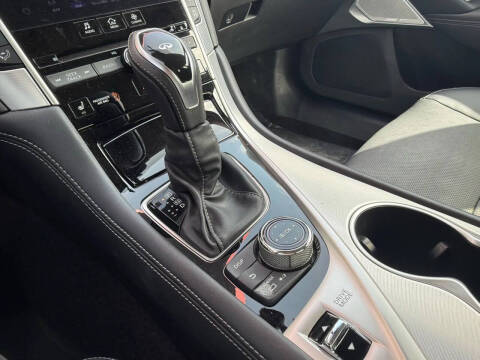 2023 Infiniti Q50 Luxe