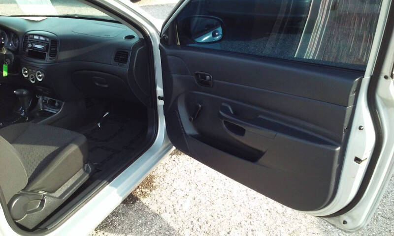 2010 Hyundai Accent GS
