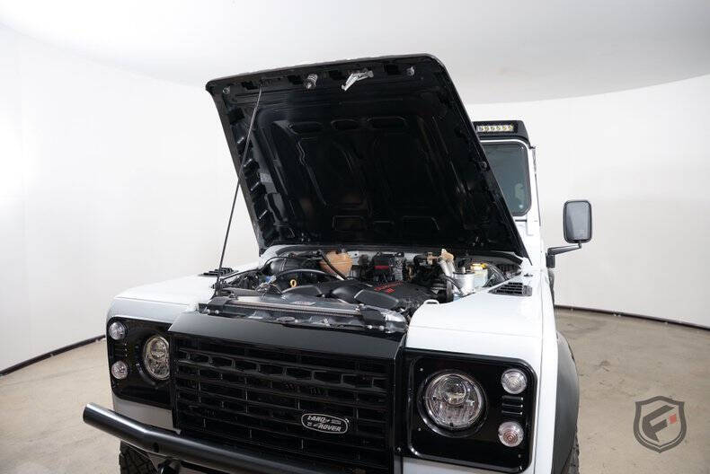 1991 Land Rover Defender
