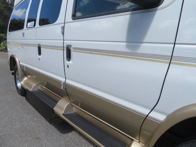 2014 Ford E-Series E-150