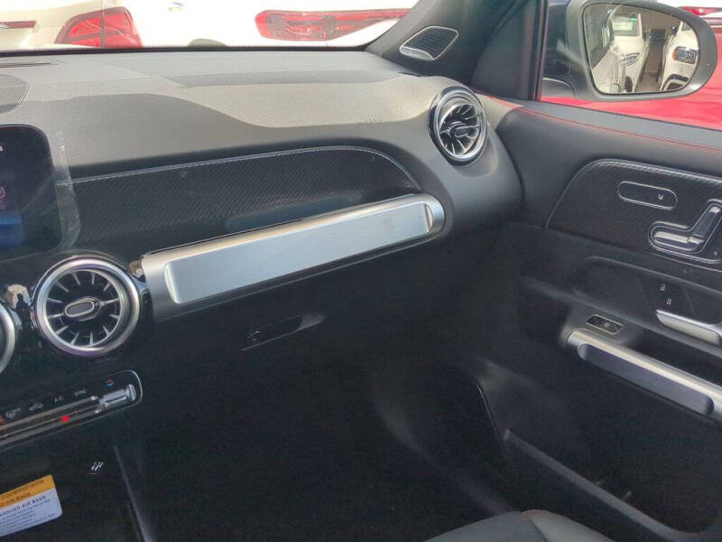 2024 Mercedes-Benz GLB GLB 250