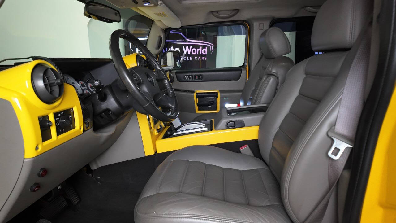 2004 HUMMER H2 30