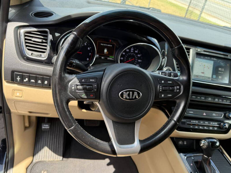 2016 Kia Sedona Limited