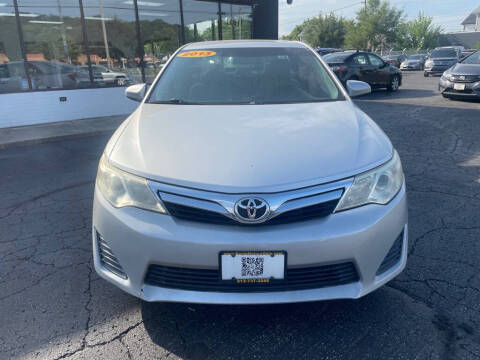 2013 Toyota Camry for sale at Eagle Motors of Hamilton, Inc - Eagle Motors Plaza in Hamilton OH