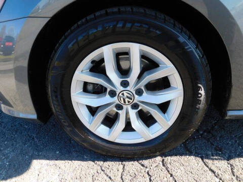 2017 Volkswagen Passat 1.8T S