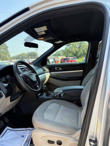 2019 Ford Explorer