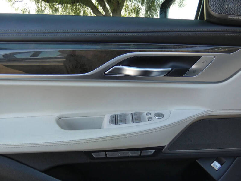 2016 BMW 7 Series 750i xDrive