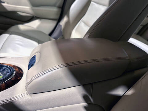 2005 Jaguar XJ-Series XJ8 L