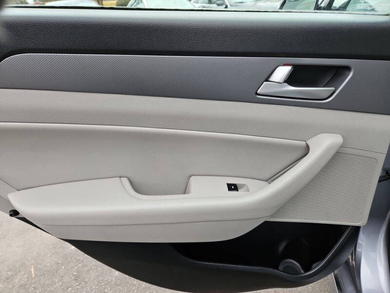 2016 Hyundai Sonata Hybrid SE