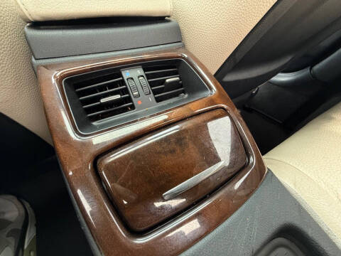 2011 BMW 3 Series 328i