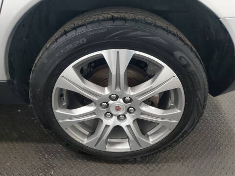2012 Cadillac SRX Performance Collection