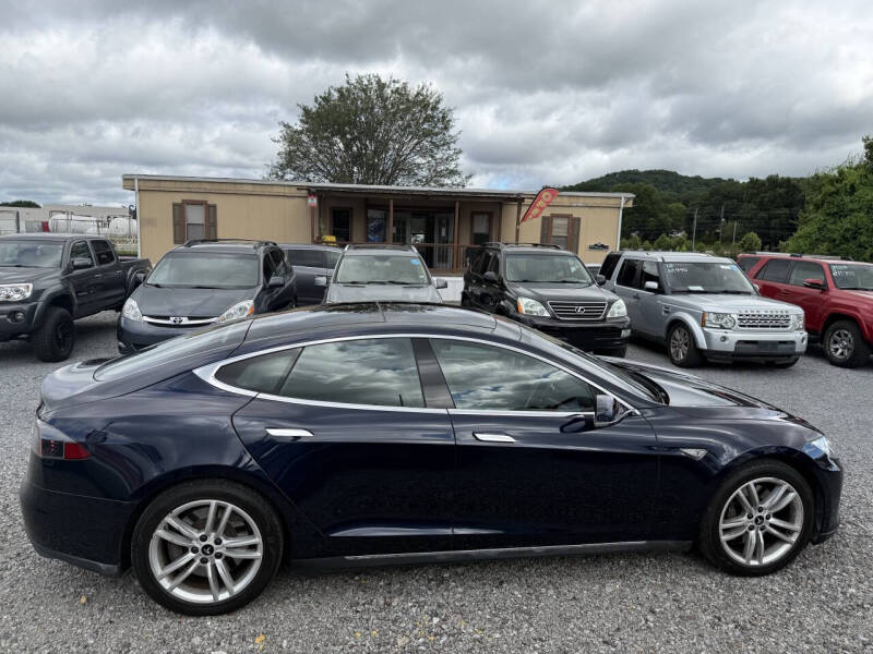 2015 Tesla Model S 85