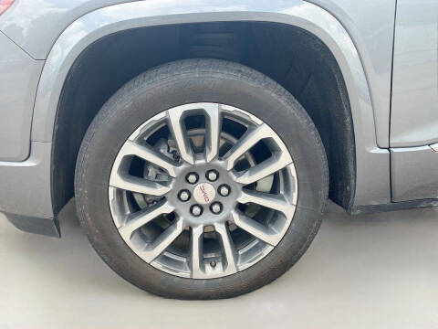 2022 GMC Acadia Denali