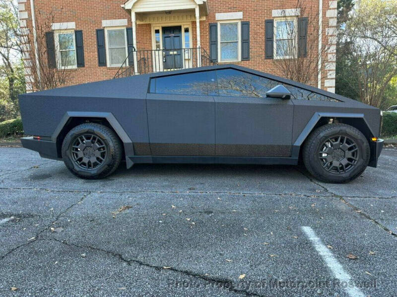 2024 Tesla Cybertruck