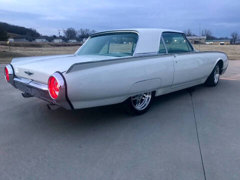 1962 Ford Thunderbird