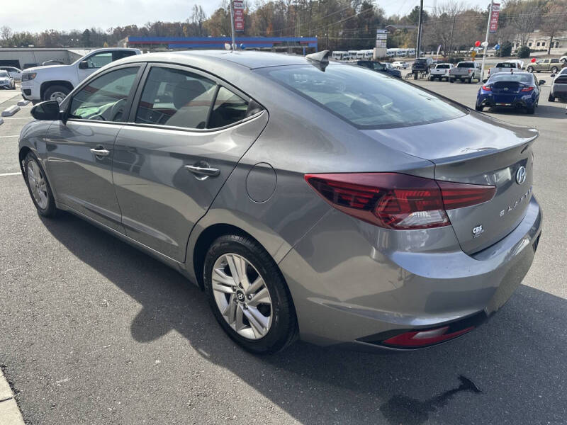 2019 Hyundai Elantra
