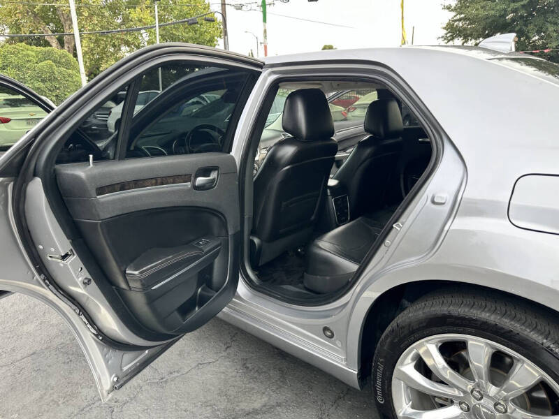 2018 Chrysler 300 Limited