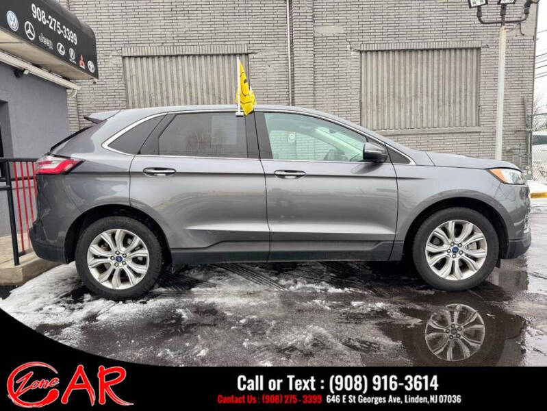 2022 Ford Edge Titanium