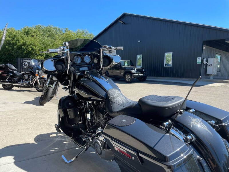 2012 Harley-Davidson FLHXSE3 - CVO Street Glide