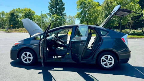 2015 Toyota Prius Two