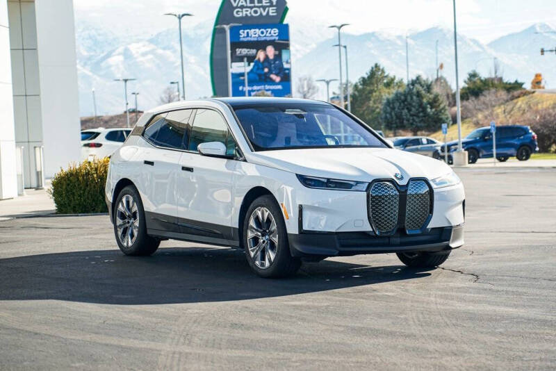 2025 BMW iX xDrive50