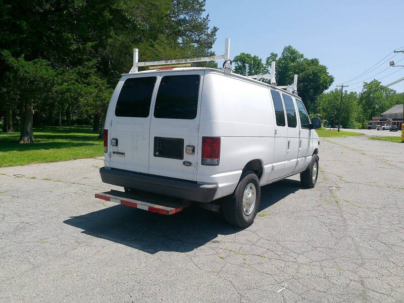 2006 Ford E-Series