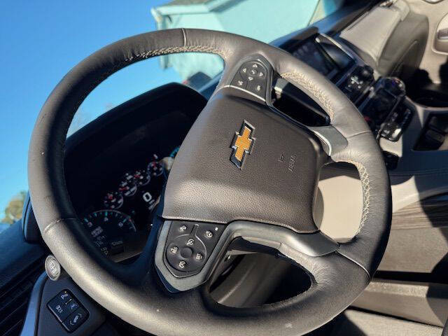 2017 Chevrolet Suburban LT