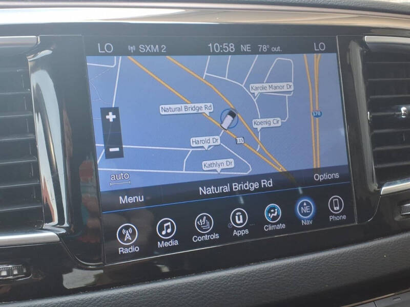 2017 Chrysler Pacifica Touring-L Plus