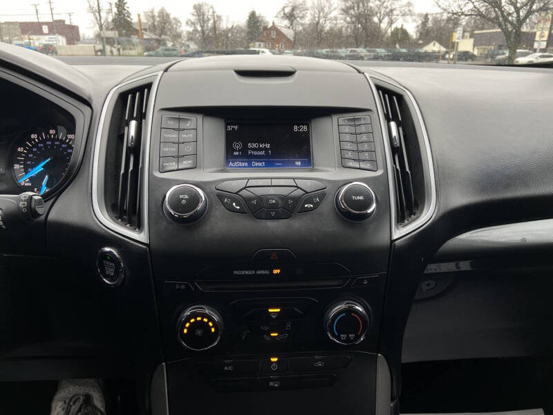 2017 Ford Edge SE