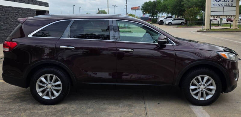 2016 Kia Sorento LX