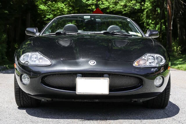 2002 Jaguar XKR