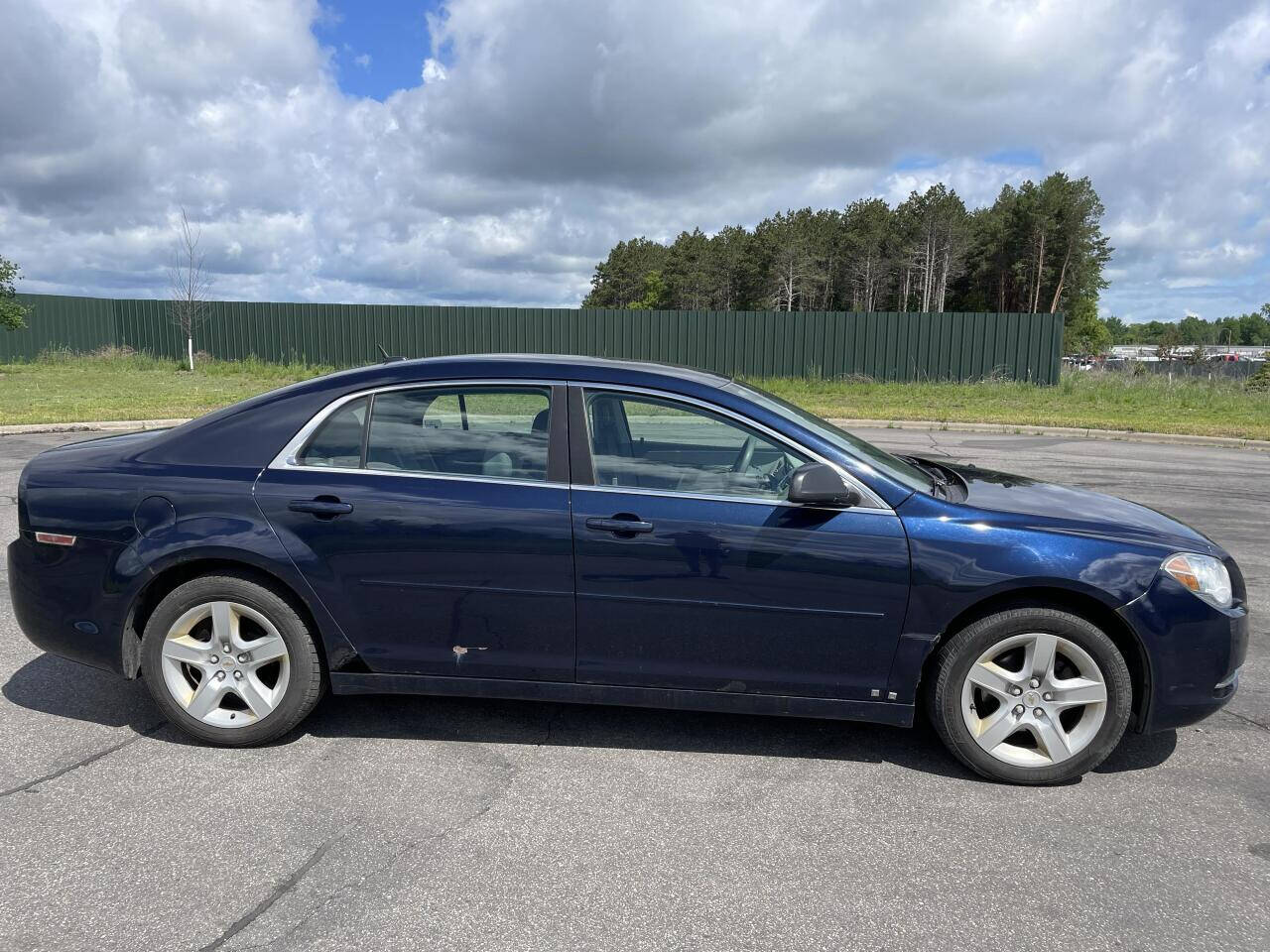 2009 Chevrolet Malibu for sale at Twin Cities Auctions in Elk River, MN