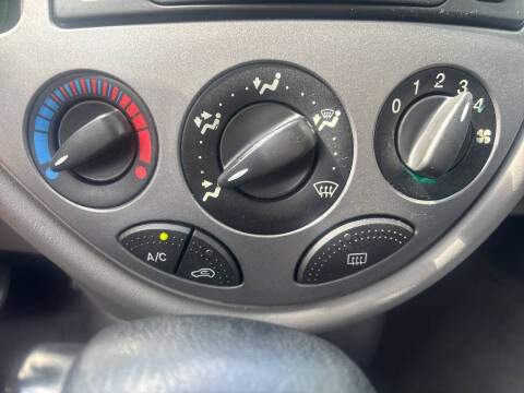 2000 Ford Focus ZX3