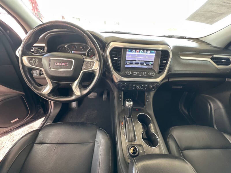 2017 GMC Acadia SLT-1